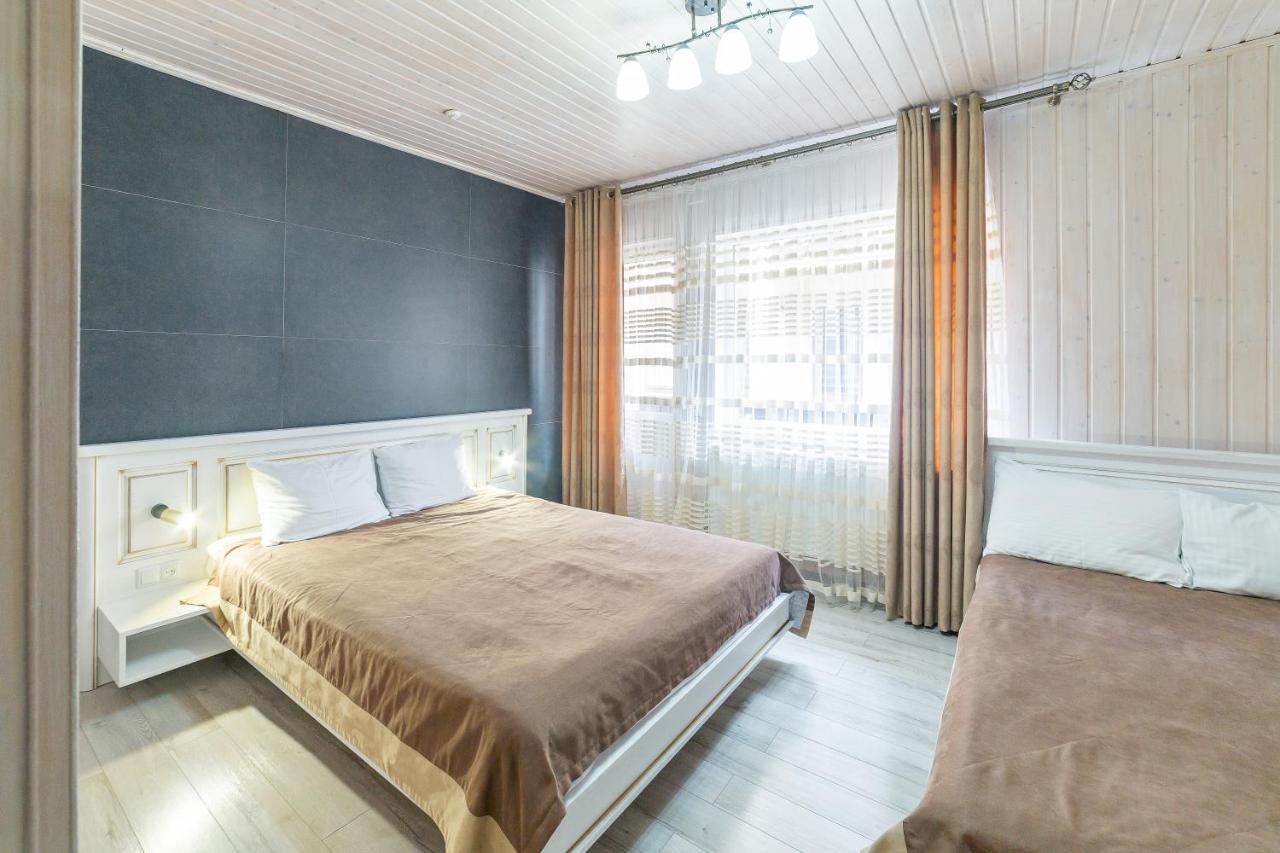 Villa Leku Spa Resort Boekovel Buitenkant foto