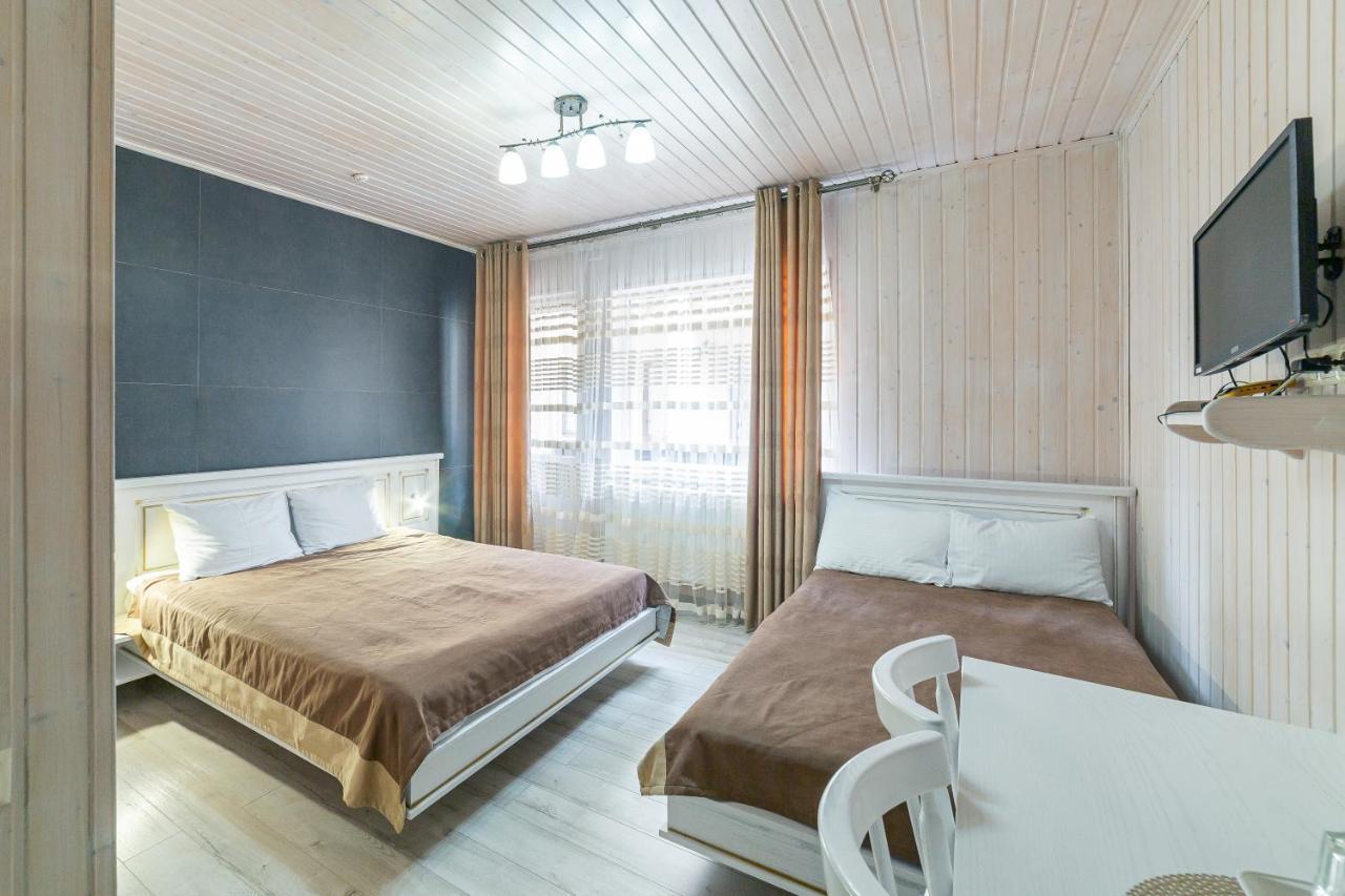 Villa Leku Spa Resort Boekovel Buitenkant foto