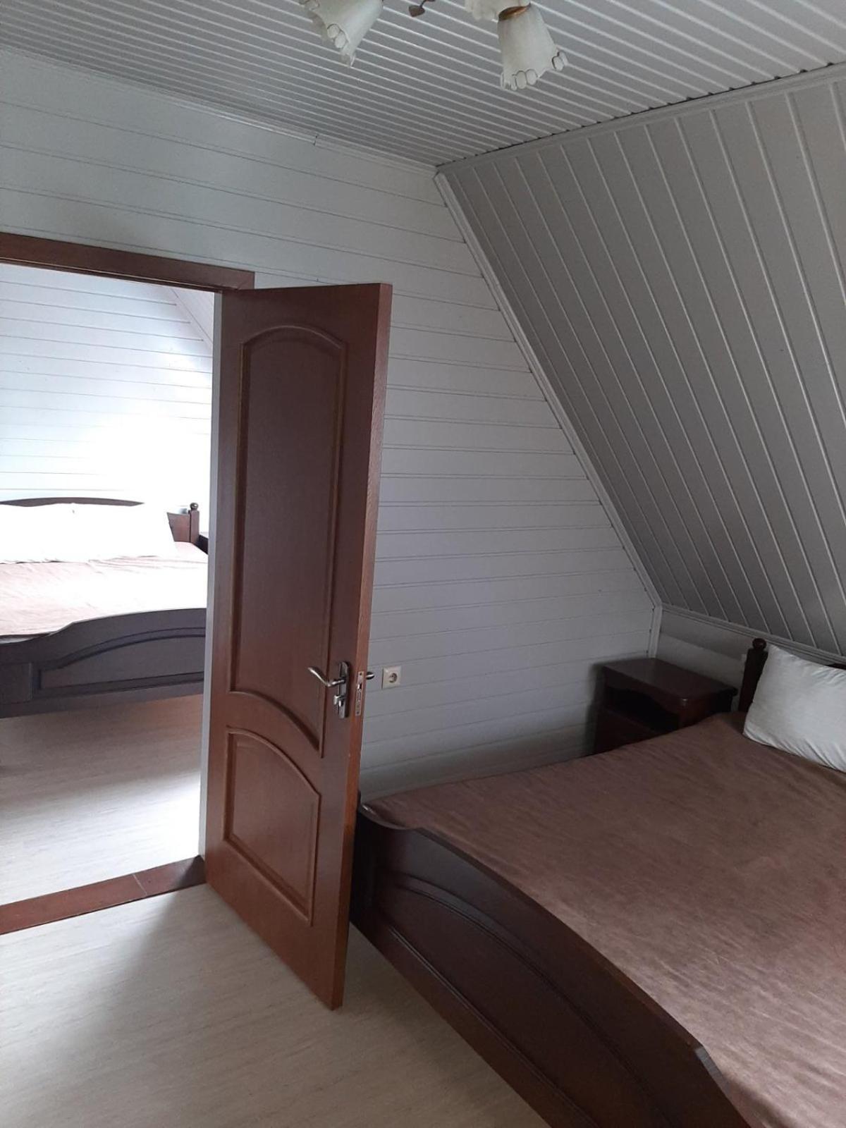 Villa Leku Spa Resort Boekovel Buitenkant foto