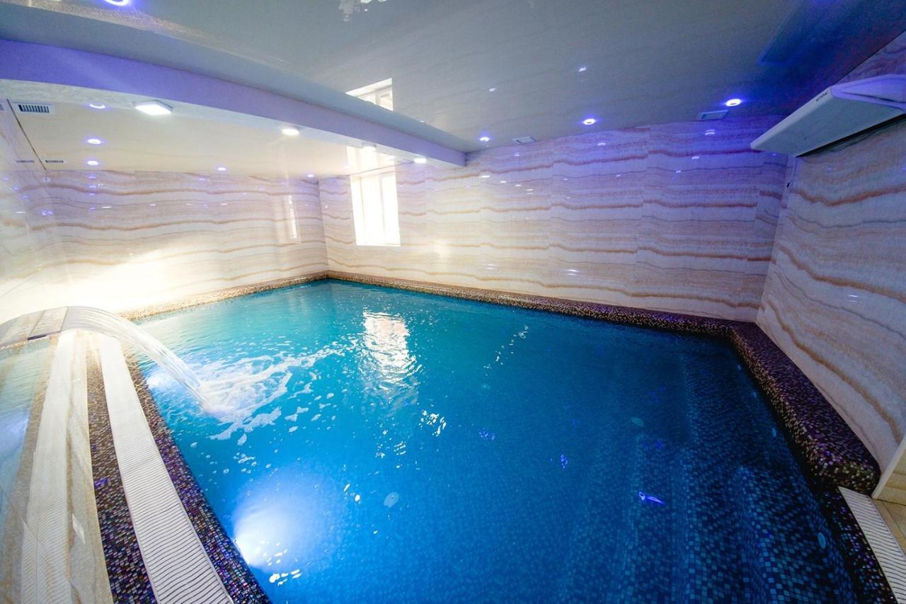 Villa Leku Spa Resort Boekovel Kamer foto